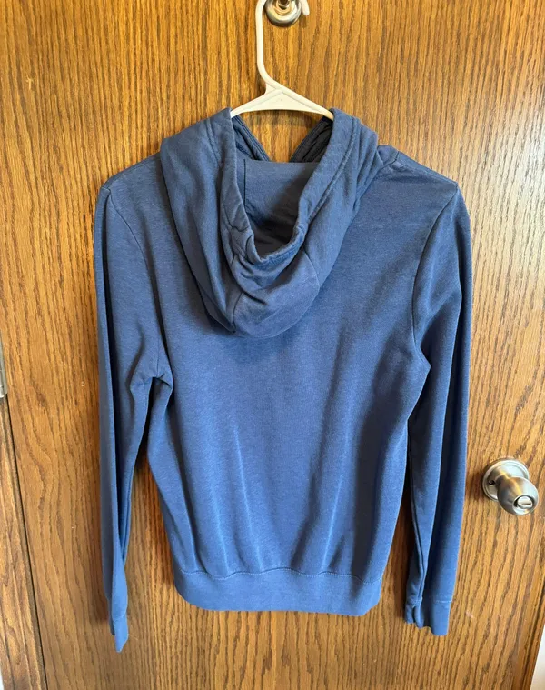 Nike Hooded Sweatshirt - Image 2