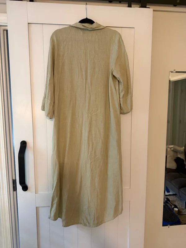 Zara Light Sage Green Button-Front Maxi Shirt Dress - Image 3