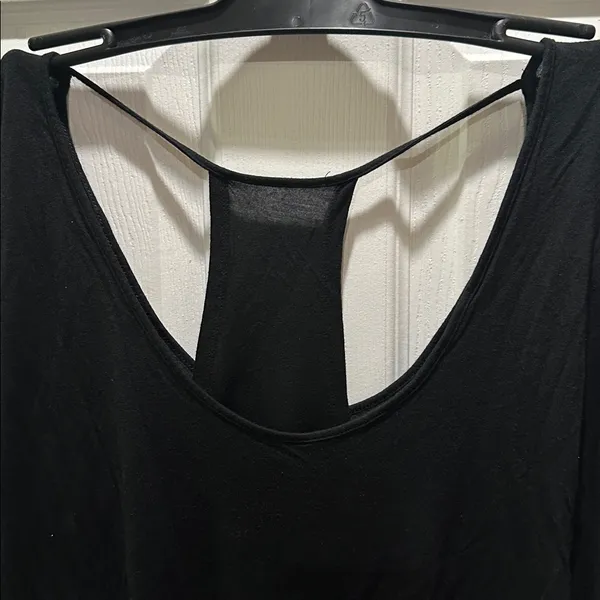 Elegant Black Women's Top Size XL - Image 2