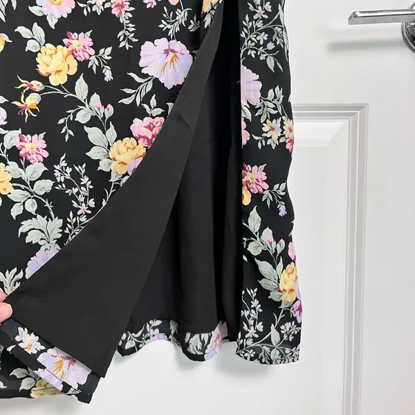 Abercrombie & Fitch Black Floral Midi Dress XS Pastel Flowers‎ Cottagecore - Image 5