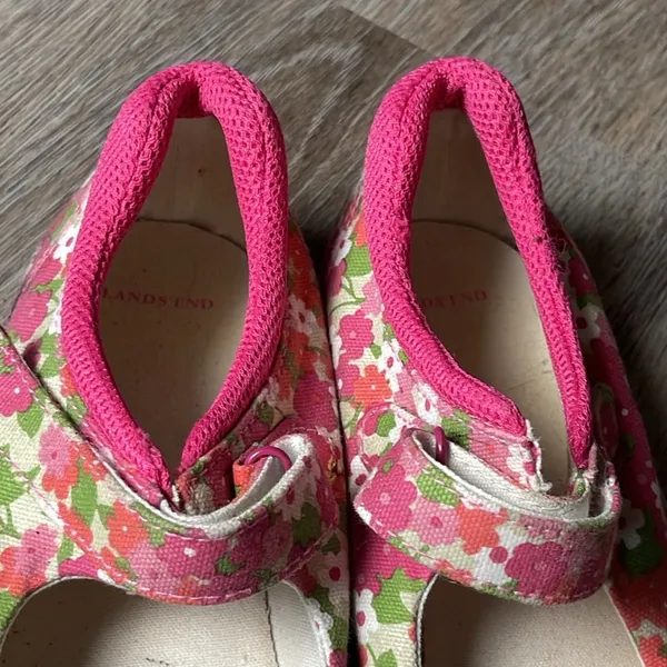 Lands End Floral Shoes Size 7 - Image 5