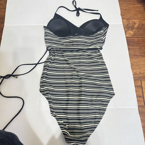 Motherhood Maternity Black‎ White Striped Halter One Piece Swimsuit Size Medium - Image 4