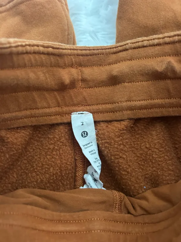 Lululemon sweats - Image 3