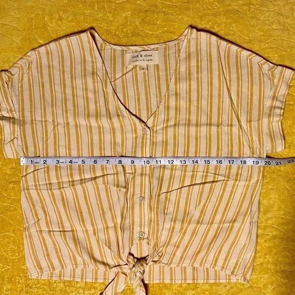 Anthropologie Cloth & Stone Yellow Striped Front Tie Crop Top Shirt - Image 9