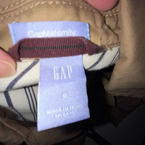 ‎Gap Maternity brown jacket small - Image 4