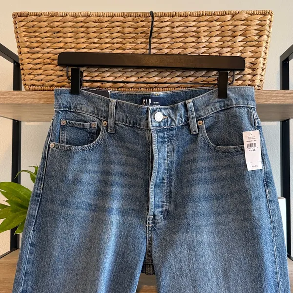 NWT GAP High Rise Cheeky Straight Ankle Jeans, 10 / 30 - Image 2