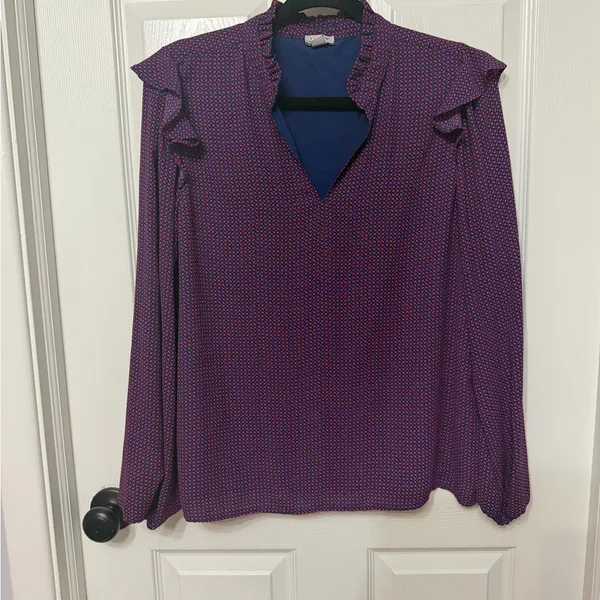 J. Crew V neck ruffle‎ blouse size medium in antique navy geranium - Image 2