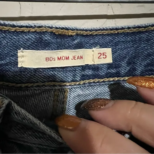 Levi’s Premium‎ 80’s Mom Jean High Rise Denim Jeans - Image 11