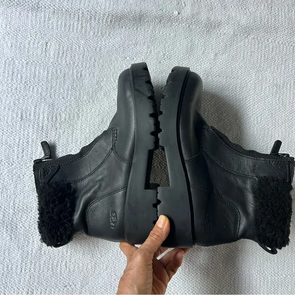 UGG Czeriesa Women's Black Boots - Image 12