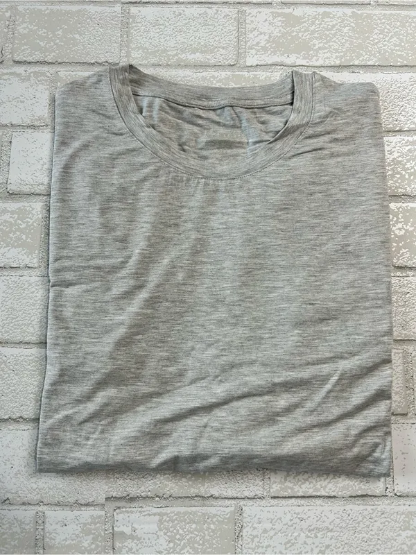 Comfrt Cloud Lounge Heather Gray Tshirt Size Medium - Image 3