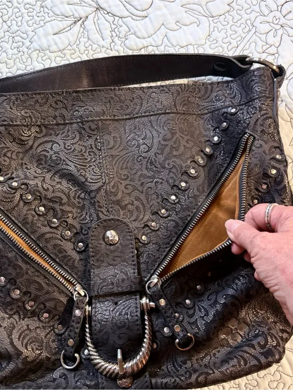 ♨️NWT Patricia Nash Lancaster Tooled Leather Studded Western Buckle Tote Bag❤️ - Image 11