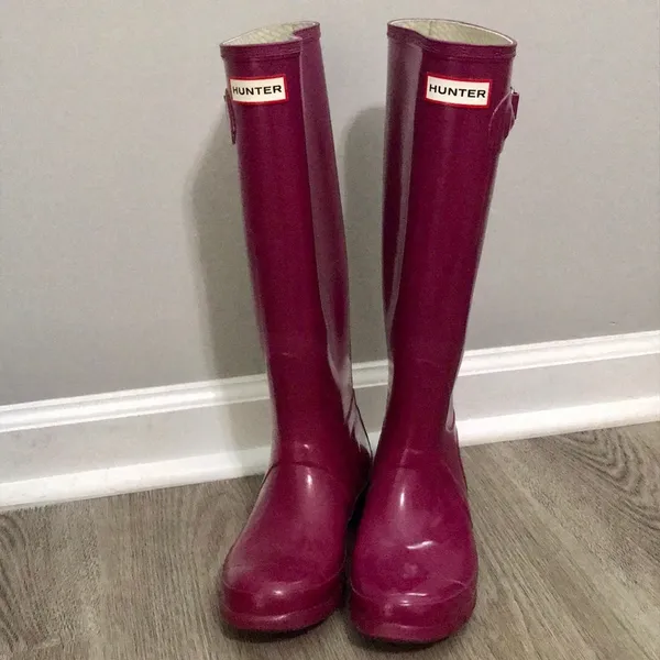 Hunter Original Gloss Rain Boots Magenta Purple - Image 2