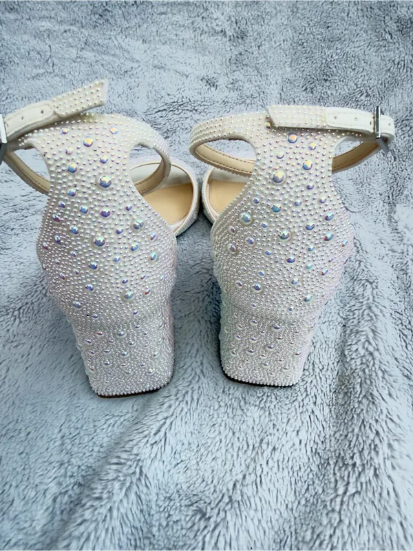 Betsey Johnson Blue Women's Sb-Kami Heeled Sandal, Pearl, 7.5, new in box - Image 8