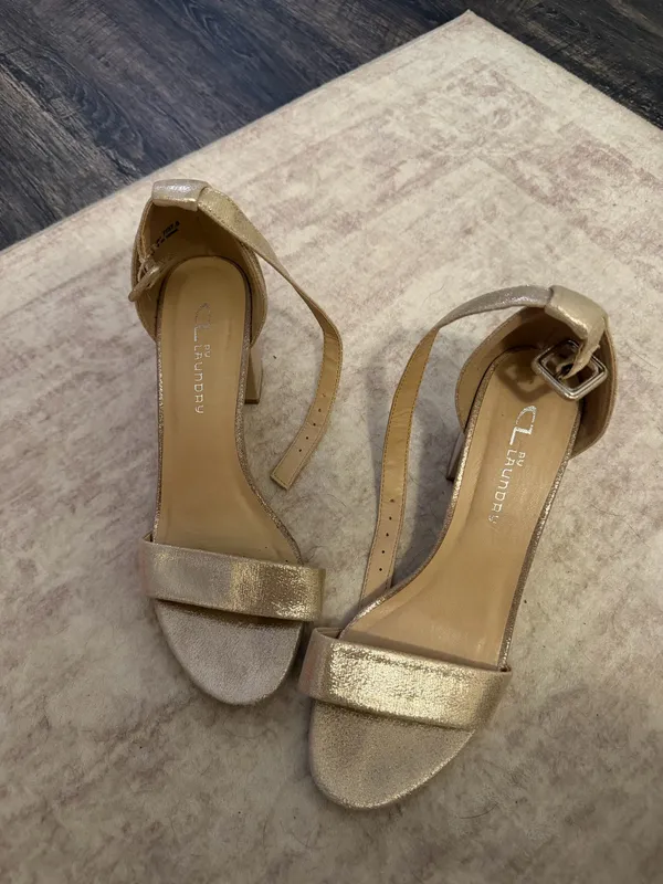 CL by Laundry Gold heels - Image 3
