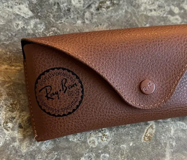 Ray-Ban Sunglass Case - Image 2