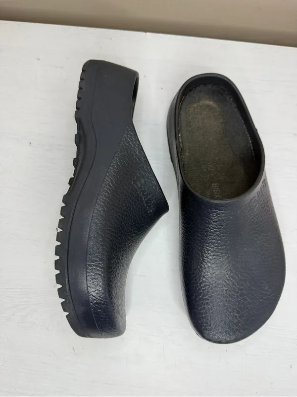 BIRKENSTOCK Super-Birki Polyurethane Clogs - Image 3