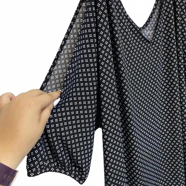 Lane Bryant Asymmetrical One Open Sleeve Tunic Blouse Plus Size 22/24 - Image 3