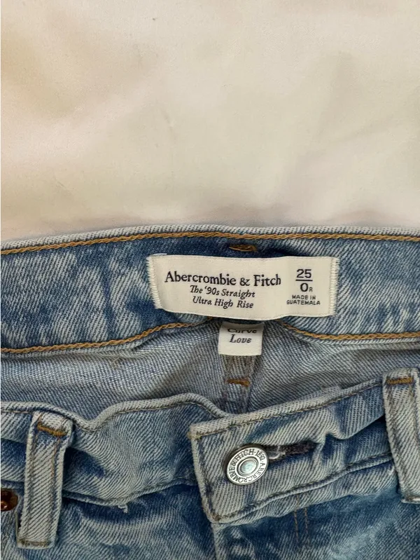 Abercrombie Classic High-Rise Distressed Women’s Jeans - Curve Love 0R / 25 - Image 4