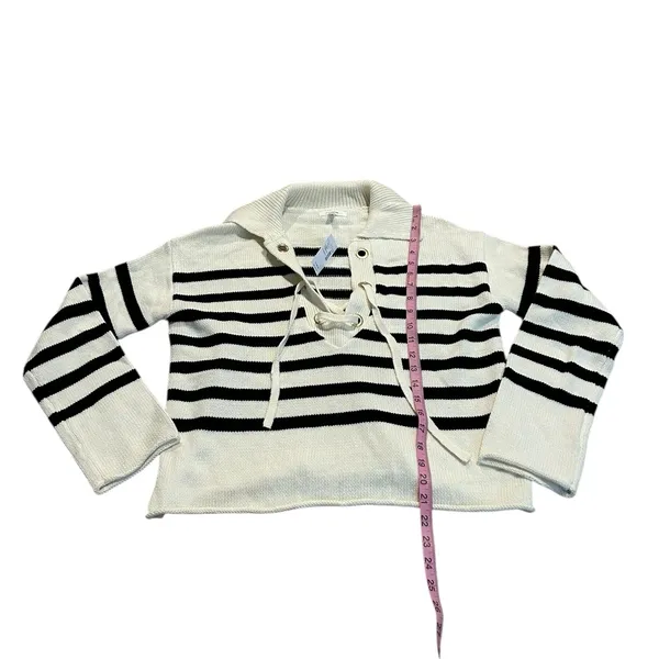 MAURICES nwt slightly cropped striped sweater - Image 3