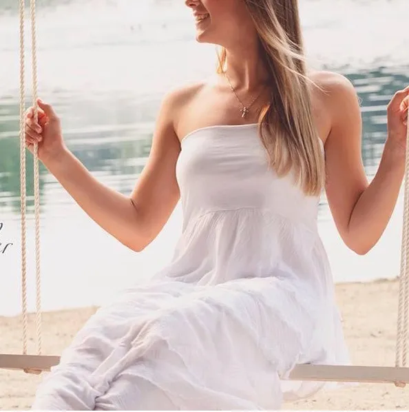 Soft white ruffle dress - Image 2
