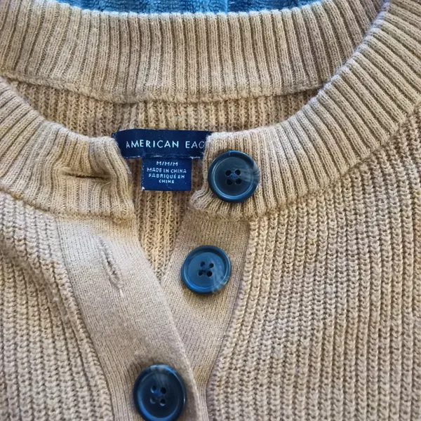 American Eagle Henley Style Sweater M - Image 3