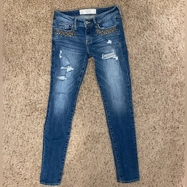 Abercrombie & Fitch Distressed Womens jeans size 0 / W25 - Image 2