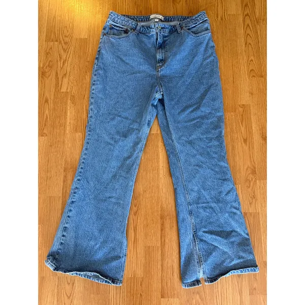 Abercrombie & Fitch Curve Love Vintage Flare High Rise Split Hem Jeans Size 33 - Image 2