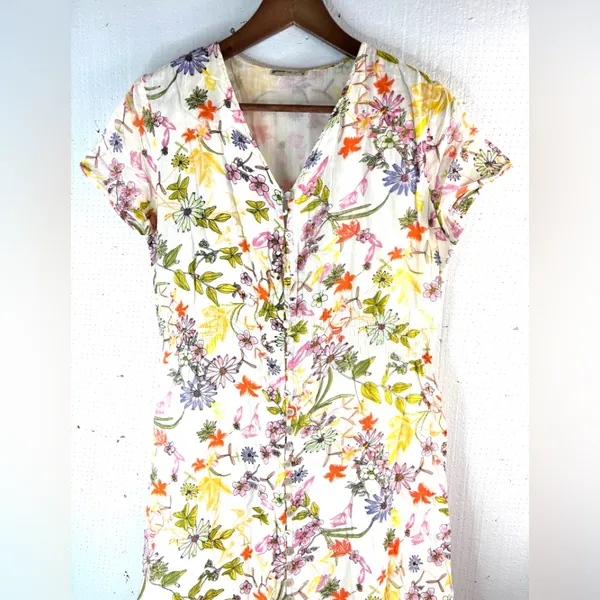 Fashion Magazine Floral Maxi Dress - Multicolor - Image 3