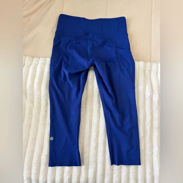 Lululemon Cropped Leggings - Image 11