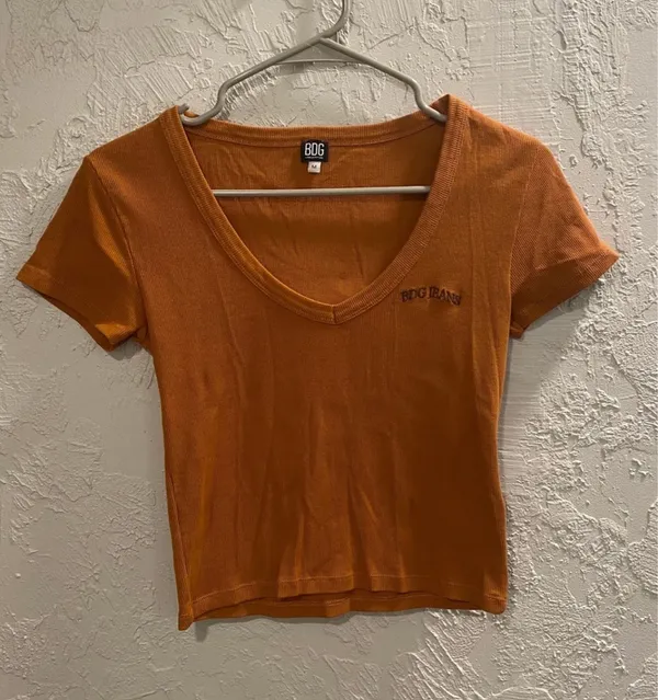 BDG Cropped T-Shirt  - Image 4
