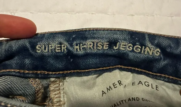 American Eagle Outfitters Jeans - Image 4