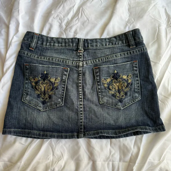 Denim Vintage Y2K Mini Skirt - Image 2