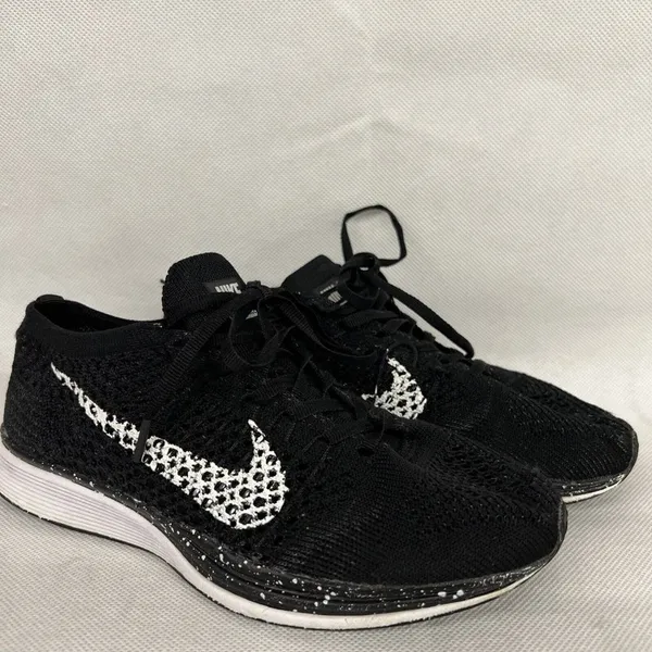 Nike Flyknit Racer 'Black White" Knit mesh low sneaker shoe 526628 020 SZ 5.5 - Image 2
