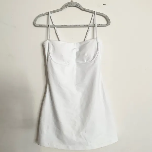 Alo Yoga Airbrush Streamlined Dress White/White M - Image 2