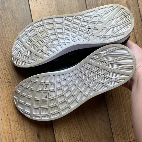 Primark slip on Sneakers‎ size 9/9.5 - Image 3