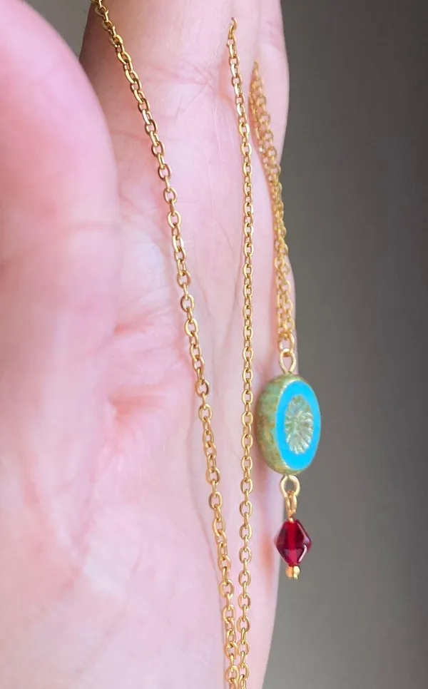 retro vintage chic whimsical style quality Czech glass bead simple necklace🩵 - Image 5