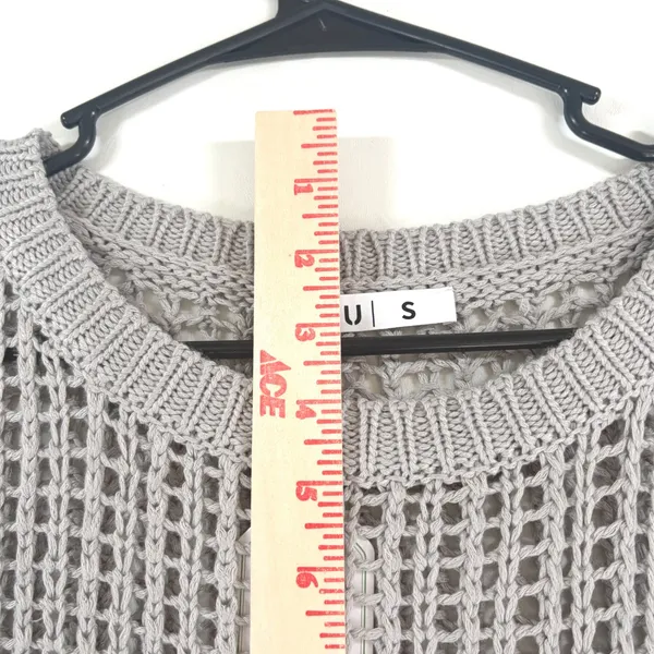 Women's Grey Open Knit Crochet Short Sleeve Sweater Top Small NEW with tags - Image 9
