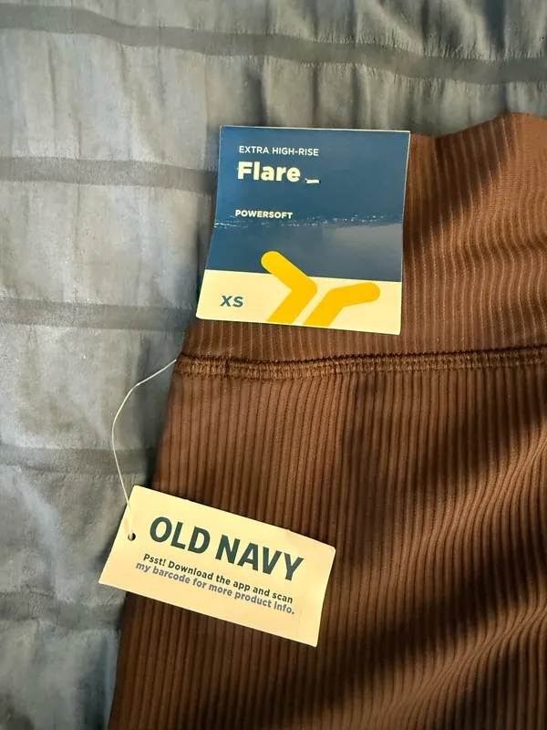 Old Navy Flare Leggings - Image 3