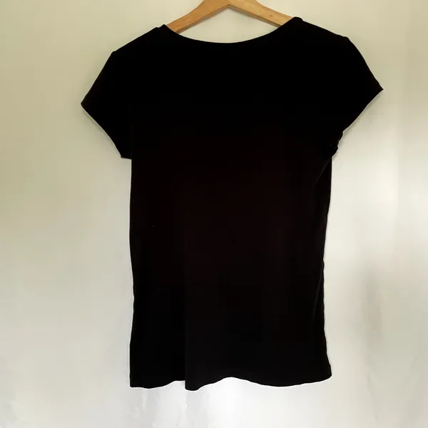 JCPenney black short sleeved shirt v-neck top women's size medium cotton basic - Image 6