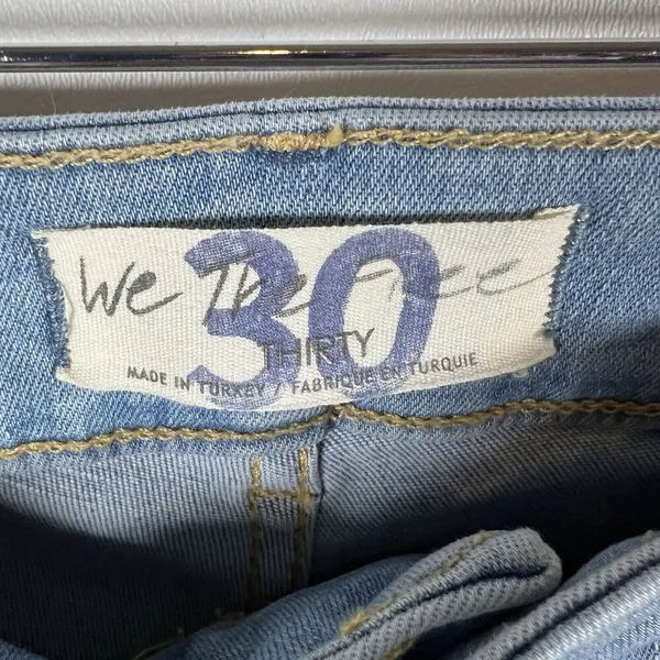 We‎ The Free Jeans Light Wash Straight Leg Skinny Fit Stretch Women’s Size 30 - Image 7