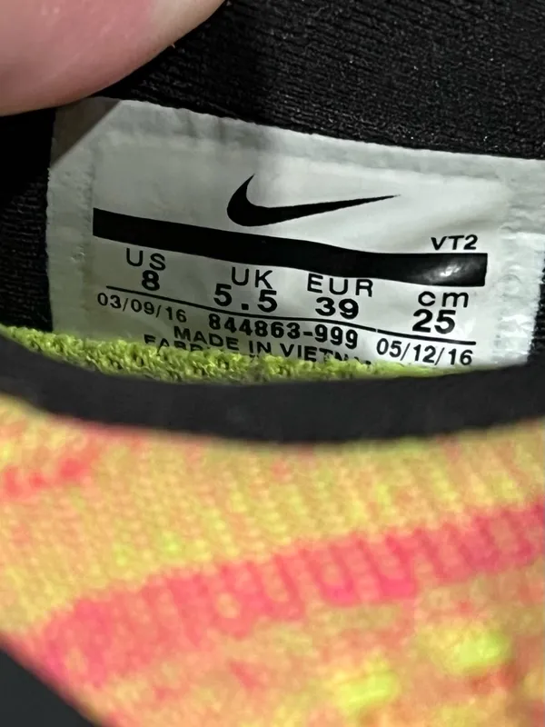 Nike Women’s LunarEpic Low Flyknit OC Size 8 - Image 6