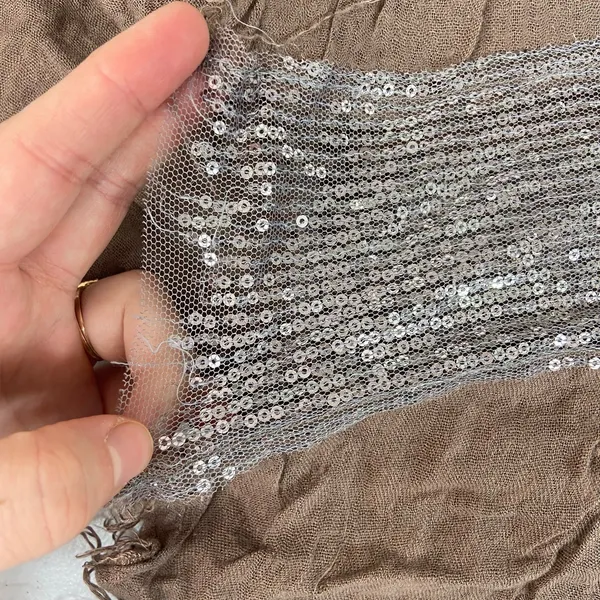 Vintage brown soft lightweight knit silver sequin‎ fringe scarf wrap casual - Image 3