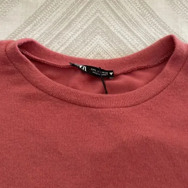 Zara Women’s Peach/Pink Short-sleeve Sweater - Image 2