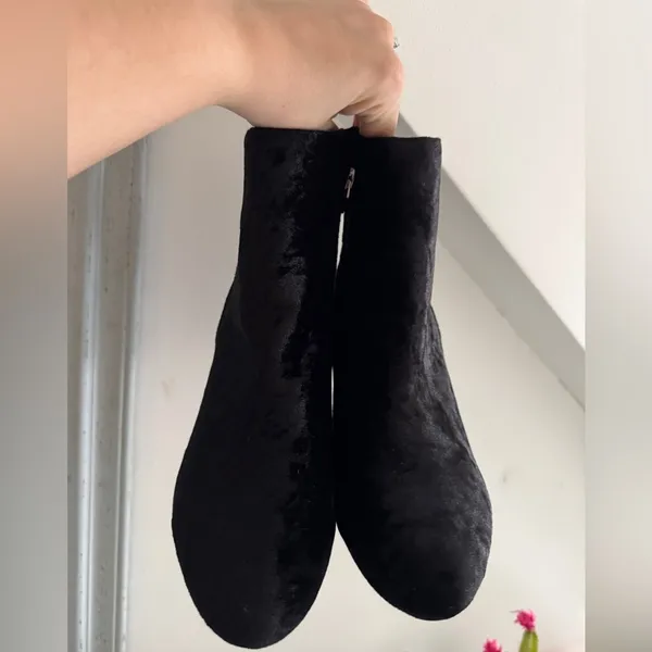 Blanco Black Velvet Ankle Booties‎ Size 10.5 - Image 2