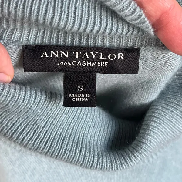 Ann Taylor Women's 100% Cashmere Turtleneck Sweater Seafoam Green/Blue Size S - Image 5