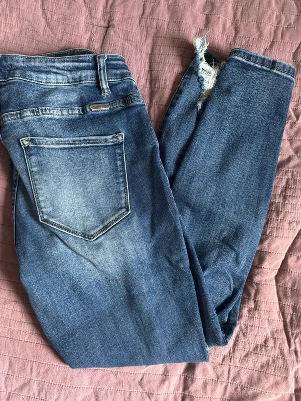 KanCan USA Mid-Rise Ankle Skinny Jeans - Image 3