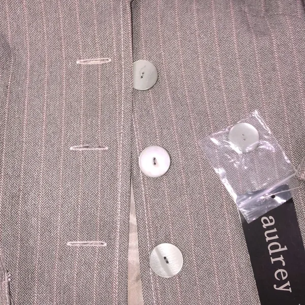 Audrey B size 8 suit career blazer jacket Gray - Image 6