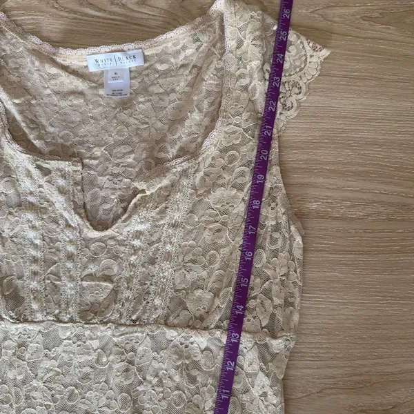 White House | Black Market Y2K XL Cream Beige Floral Lace Peplum Blouse Dainty‎ Cottage Renaissance - Image 9