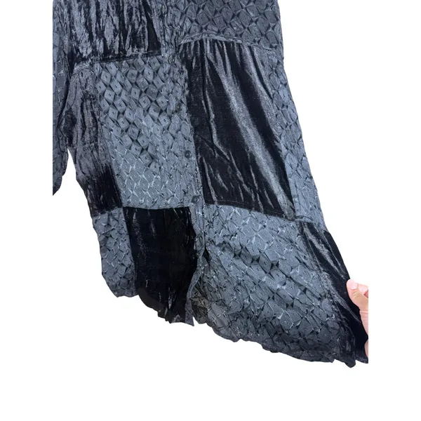 Phool Vintage Black Velvet Patchwork Textured Button Down Shirt Womens Medium - Image 4