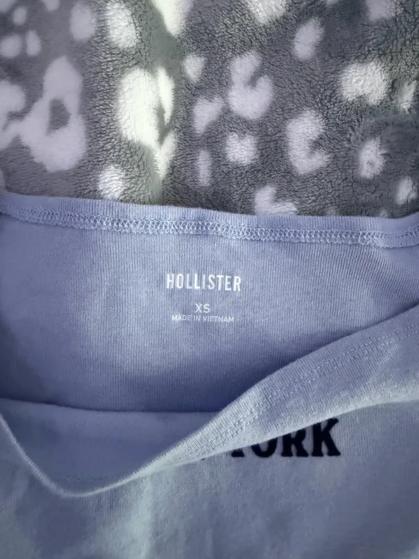 Long Sleeve Hollister Top - Image 2